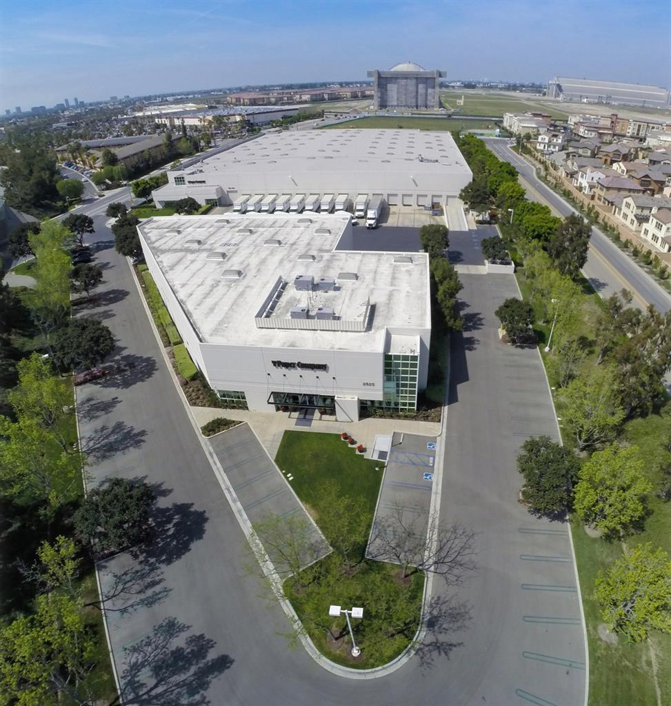 Photo of Irvine Facility / The Paper Company